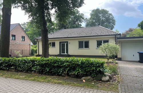 Falkensee Casa | Bungalow im Grünen mit Garten, 20min bis Berlin Hbf