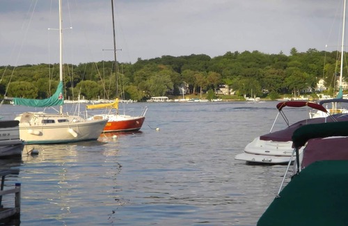 Williams Bay Alquiler De Eote | Buoy for RENT on Geneva Lake