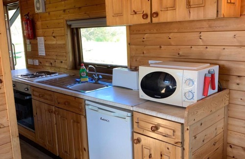 Smallburgh Alquiler De Eote | Bure River Lodge Houseboat