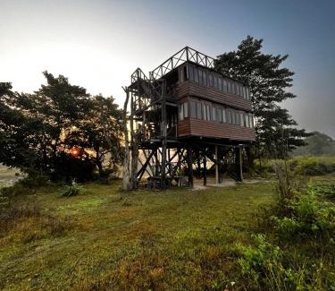 Bardia Otro | Burhan Wilderness Camps