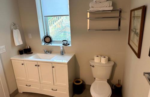 Burk's Falls Cabina | Burk's Fall River View 2b2b