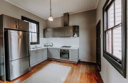 Cawdor Casa | Burnham Estate CamdennHistoric Homestead near Camden Town Centre