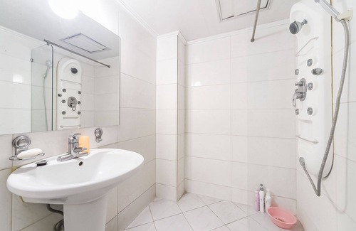 Saha Hotel | Busan Janglim Blue Moon Hotel