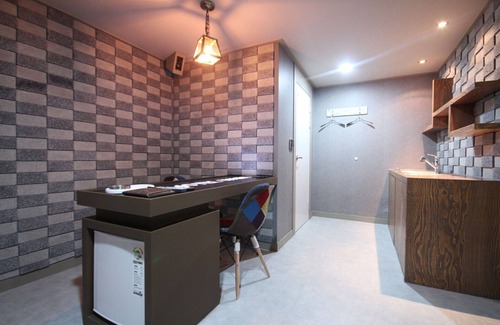 Yeonsan Hotel | Busan Yeonsan-dong Waba