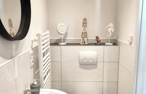 Neusaess Apartamento | Business apartment with WIFI, elevator & free parking