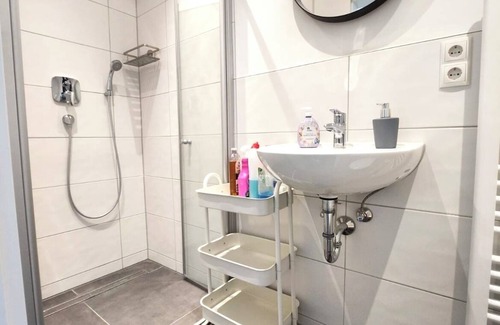 Neusaess Apartamento | Business apartment with WIFI, elevator & free parking