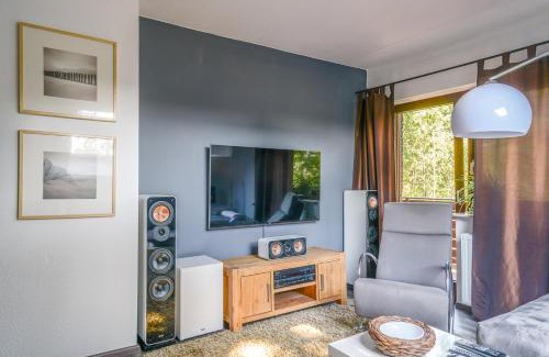 Schloß Neuhaus Apartamento | Business Wohnung + hochwertige Ausstattung
