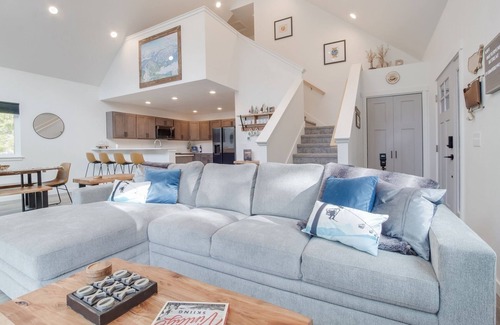 Packwood Cabina | Butter Peak Retreat | 3 Bed, 2 Bath