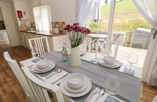 Tunstall Cabaña | BUTTERFLY LODGE, pet friendly in Catterick, North Yorkshire