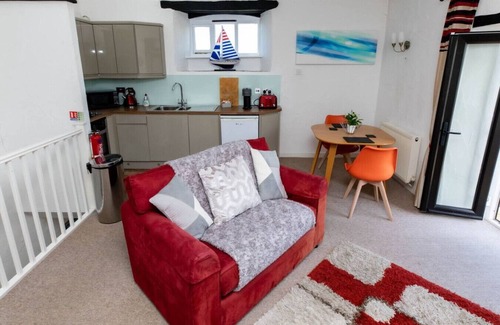 Wainhouse Corner Cabaña | Butterwell - sleeps 2 guests in 1 bedroom
