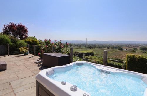 Dyserth Casa | Buzzards View