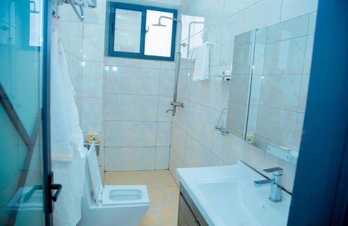 Kigoma Cama Y Desayuno | BWAMI DUBAI HOTEL KASULU