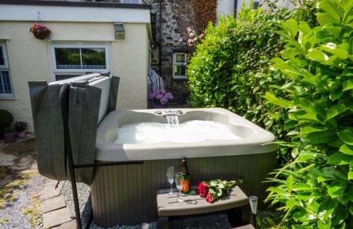 Llangaffo Casa | Bwthyn Megan