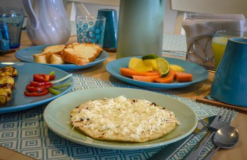 San Andres Cama Y Desayuno | By The Sea Guest House