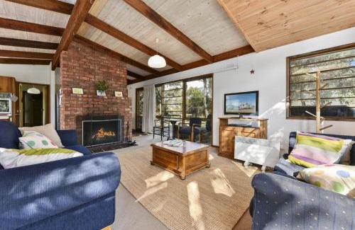 Aireys Inlet Casa | BYO Linen - Aireys 15