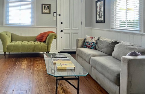 New Orleans Casa | Bywater Historic Shotgun Cottage, a block from the river and Crescent Park.