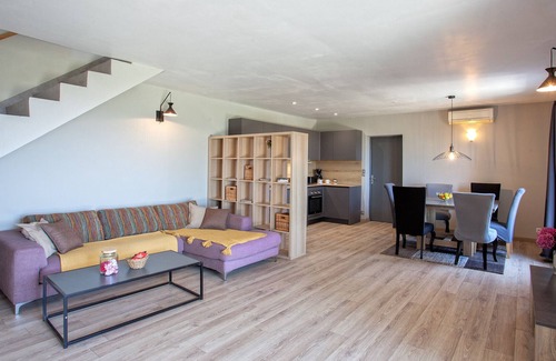 Barbaggio Apartamento | Nebbiu side, air-conditioned apartment, comfortable, with terrace overlooking the Gulf of Saint-Florent