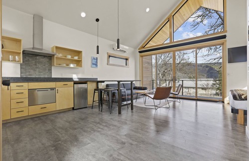 Mosier Cabina | C A M P R A N D O N N E E CABIN 3