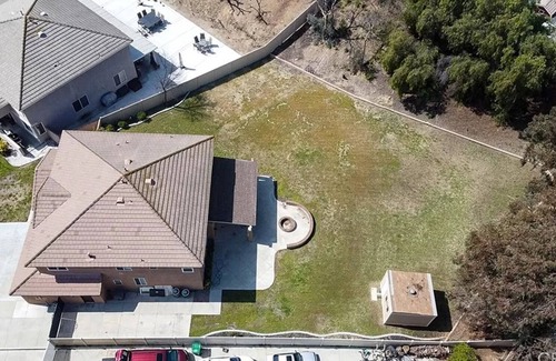 Eastvale Casa | C0rona room