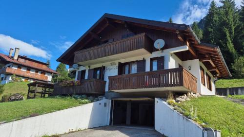 Auronzo di Cadore Apartamento | Ca' Cottignoli apparatemento con due camere