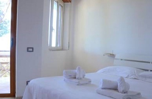 Castellabate Villa | Casamiacasadicharme 4 Villa dividida en 4 apartamentos adosados con vista al mar