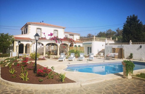 Benimarco Chalet De Esquí | Ca Olivar is a traditional Spanish farmstead