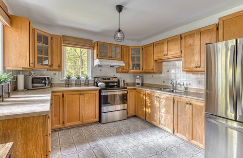 Saint-Laurent-de-l'ile d'Orleans Casa | Chalet bord de l'eau avec plage à deux pas de la ville Québec!