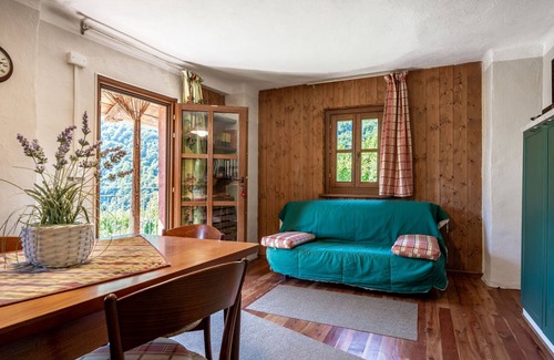 San Damiano Macra Apartamento | Ca' Stevenot by Interhome