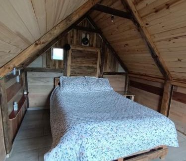 Suesca Otro | Cabaña Bambú - Roca Glamping Suesca