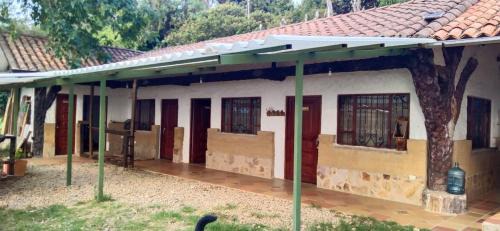 Raquira Casa | Cabaña Cueva del Zorro