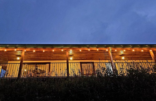 Pacuare Reserve Cabina | Estamos ubicados cerca del Parque Nacional Tapantí en Orosi, Cartago, Costa Rica