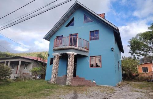 Paso Ancho Apartamento | Cabaña Falda del Volcán Barú Planta baja