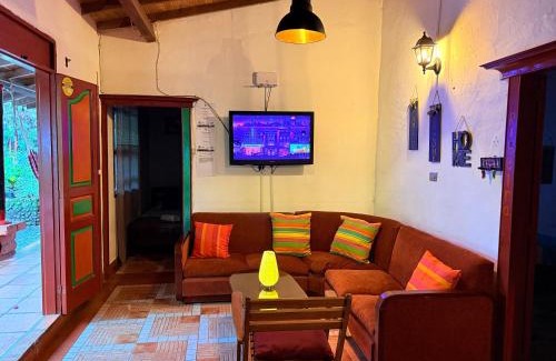 Jardin Casa | Cabaña ideal 5-9 personas cocina, wifi, cerca al parque y campestre
