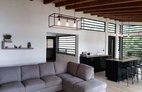 Morelia Cabina | Cabaña moderna junto al lago