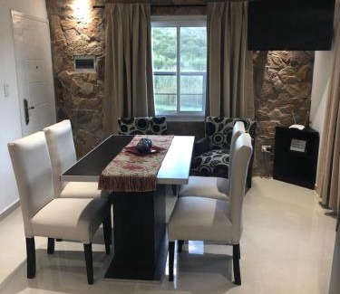 Potrero de los Funes Apartamento | Cabañas del Duende Potrero de los Funes