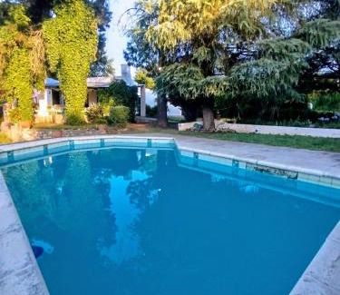 Villa Los Aromos Apartamento | Cabañas Piedras del Xanaes, colindantes al río