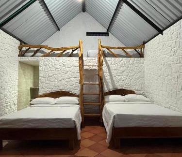 Gigante Cabina | Cabañas Villa del Prado