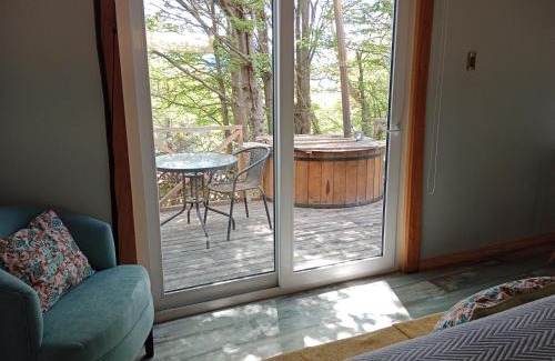 Coyhaique Otro | Cabañita con o sin Tinaja Ruta657