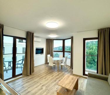Primorski Apartamento | Cabacum Pleasure Beachfront Apartments