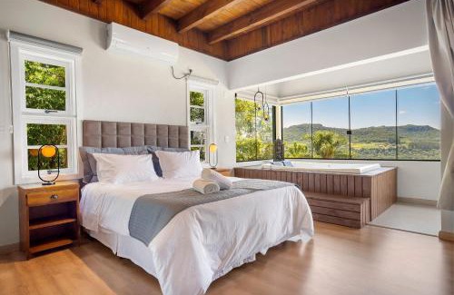 Nova Petropolis Casa | Cabana Blaue Hütte Vila Germânica by Achei