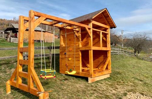 Horea Casa | Cabana Bucuria Munților