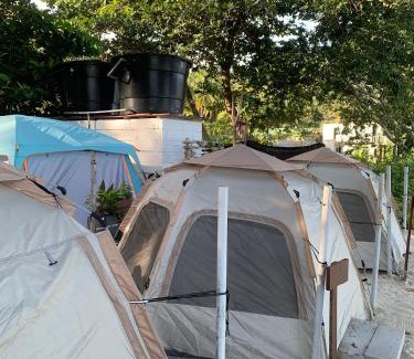 Pulau Perhentian Besar Otro | Cabana Campsite
