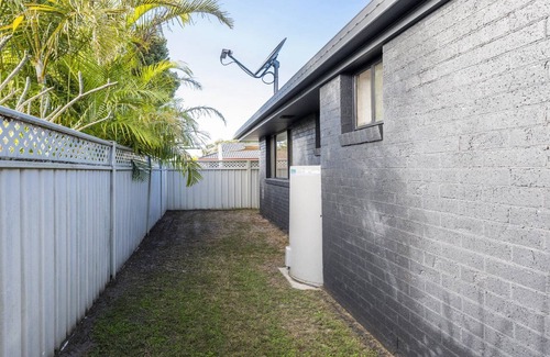 Yamba Casa | Cabana Feliz Yamba, Pet Friendly Cottage