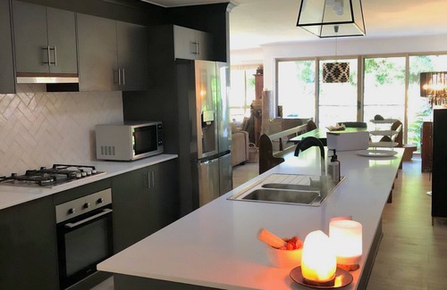 Kiama Casa | Cabbage Tree Art House retreat