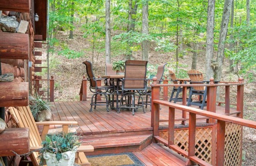 Eureka Springs Cabina | Cabin 11Redbud Valley+Jacuzzi Tub+Deck+Pond+Trails
