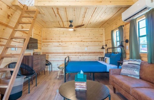 Ehrenberg Cabina | Cabin 15 · Deluxe Family Cabin