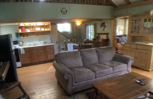 Klamath Lake Cabina | Cabina 2 en el lago Klamath en Point Comfort
