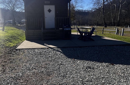 Dickerson Run Cabina | Cabin 2 - So comfy youll have everything you need in this cabin for a great weekend.