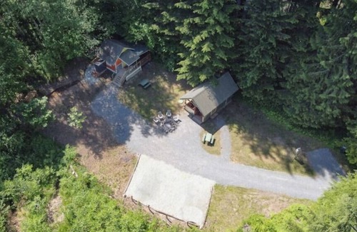 Ashford Alquiler De RV | Cabin #2 Thunderbird