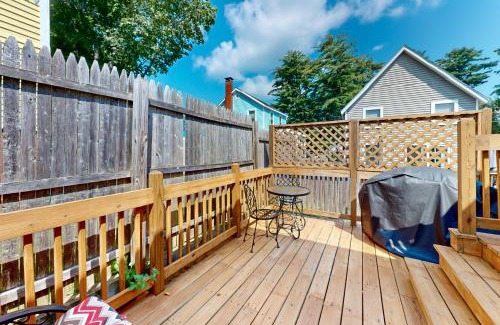 Old Orchard Beach Casa | Cabin at the Beach